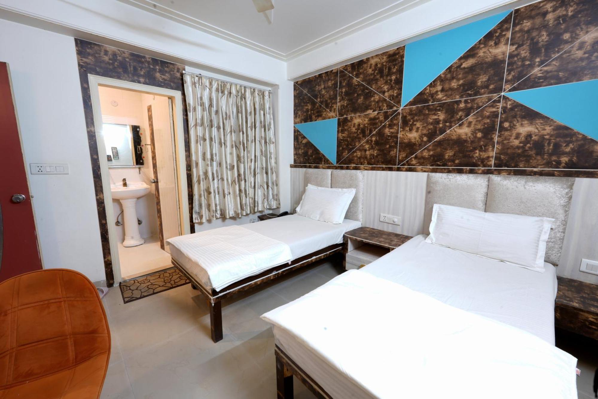 Hotel Opera New Delhi Экстерьер фото
