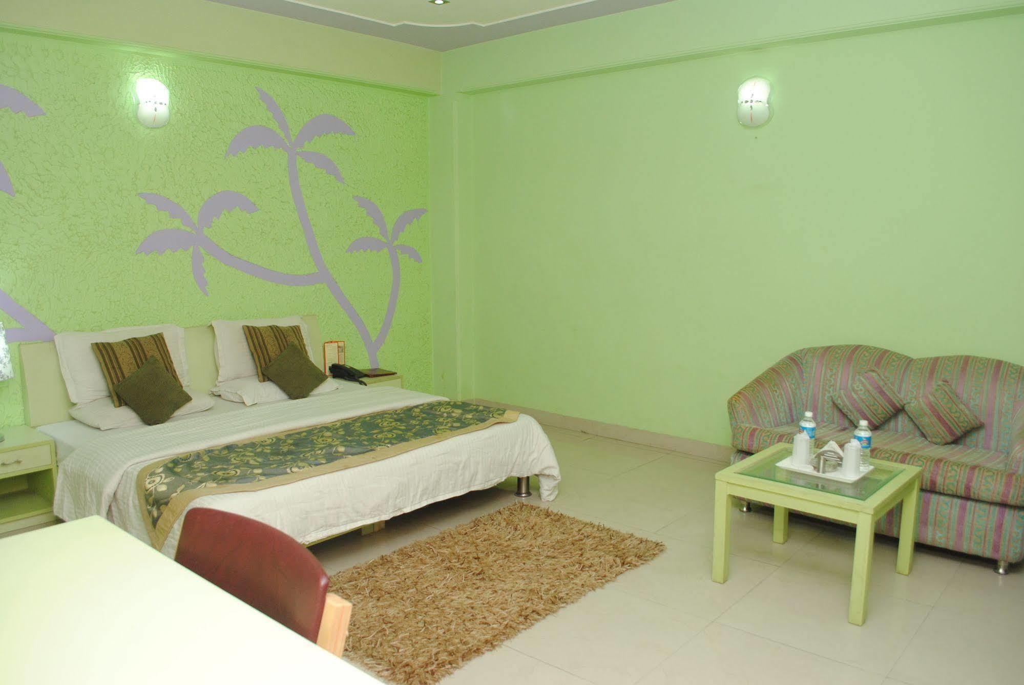Hotel Opera New Delhi Экстерьер фото